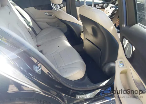 2019 Mercedes-Benz C-Class C 300 from USA, damaged, VIN 55SWF8EB4KU318997